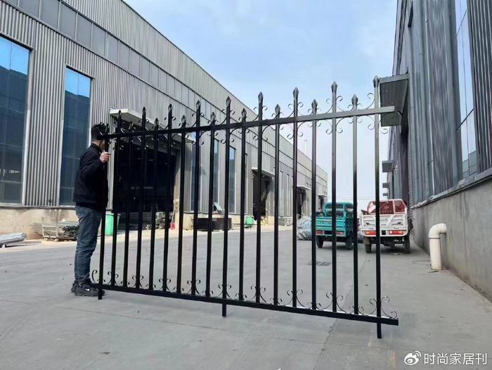 围墙护栏安装费用怎么算？探讨围墙护栏哪家权威（新鲜出炉）围墙护栏价钱，